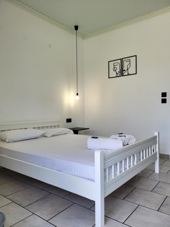 Aura Guest House Kinira Eksteriør billede